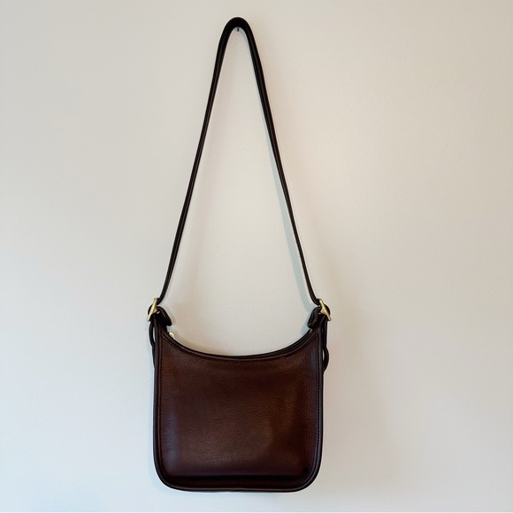 Coach Vintage Janice Legacy Mahogany Leather Crossbody Bag Adjustable 1998 - Picture 4 of 16